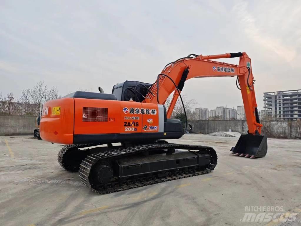 Hitachi ZX 200-6 Pásové rýpadlá