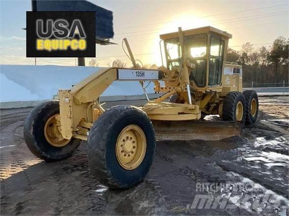 CAT 135H Grejdery