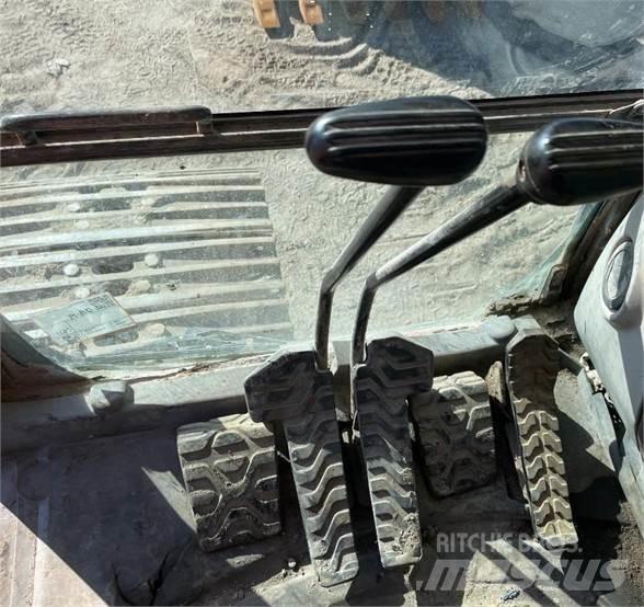 CAT 330DL Pásové rýpadlá