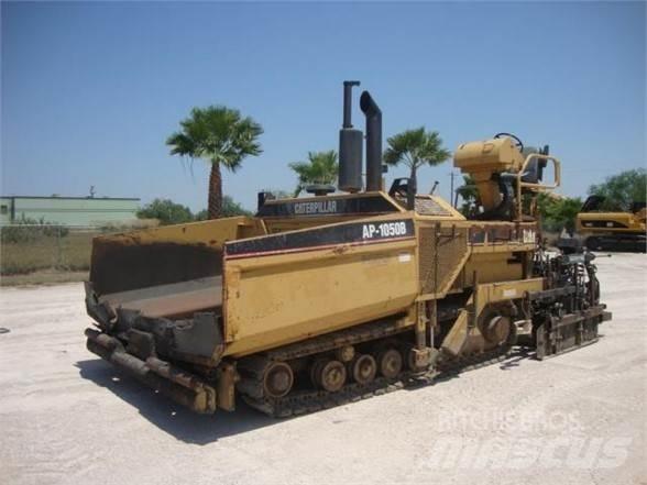 CAT AP-1050B Finišéry
