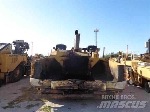 CAT AP-1055D Finišéry