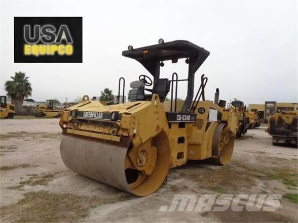 CAT CB-534DXW Ťahačové valce