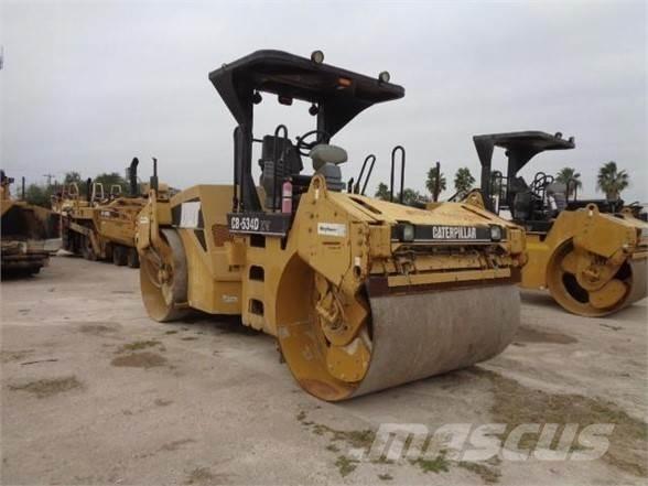 CAT CB-534DXW Ťahačové valce