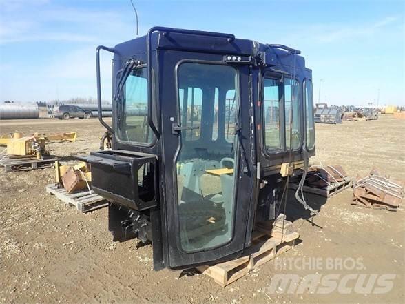 CAT D6R Kabíny a interiér