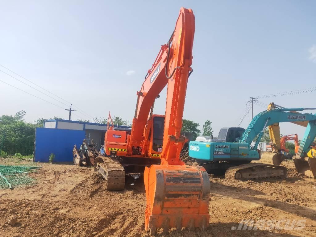 Doosan DH220LC-7 Pásové rýpadlá