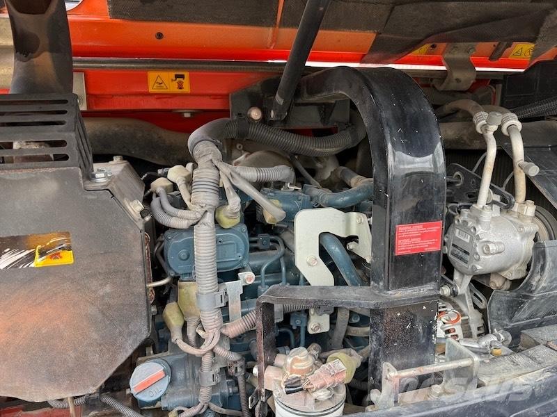 Kubota KX 080-4 Midi rýpadlá 7 t - 12 t