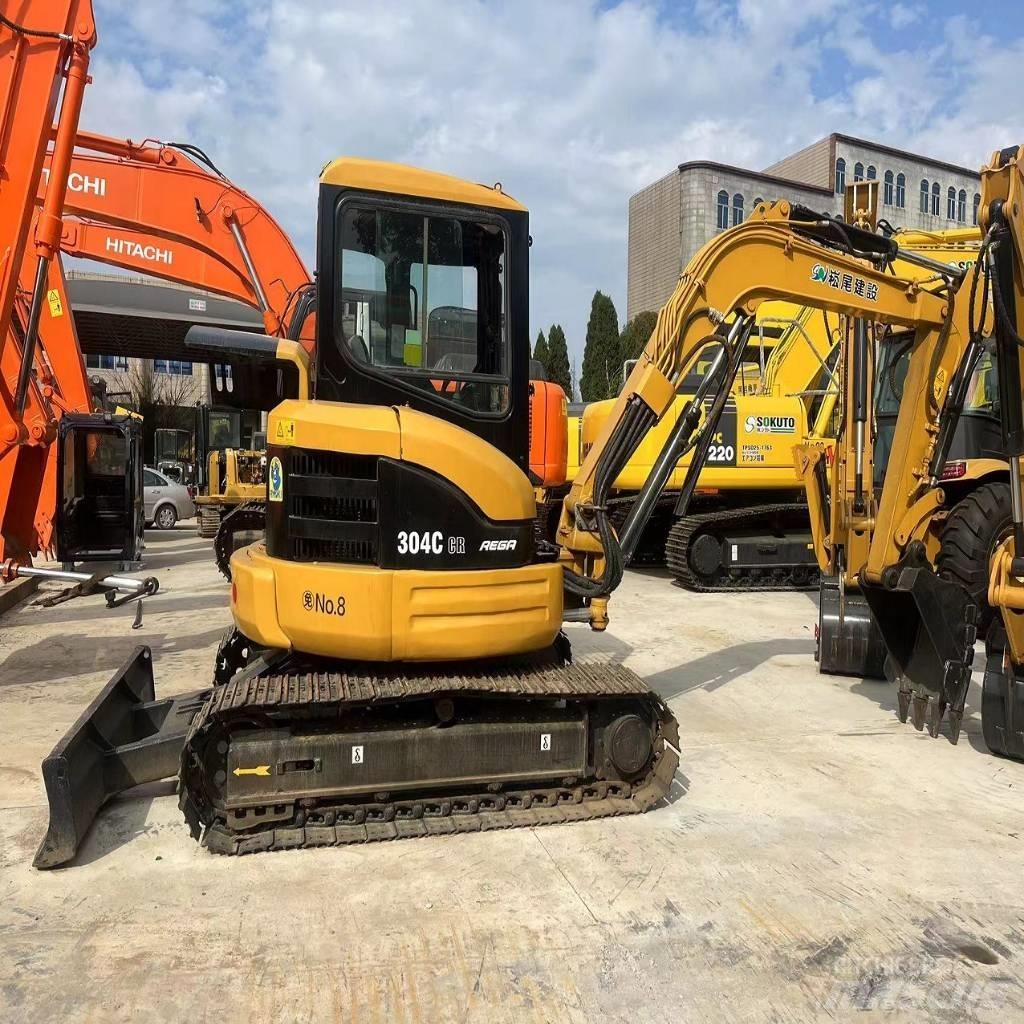 CAT 304 C Mini rýpadlá < 7t