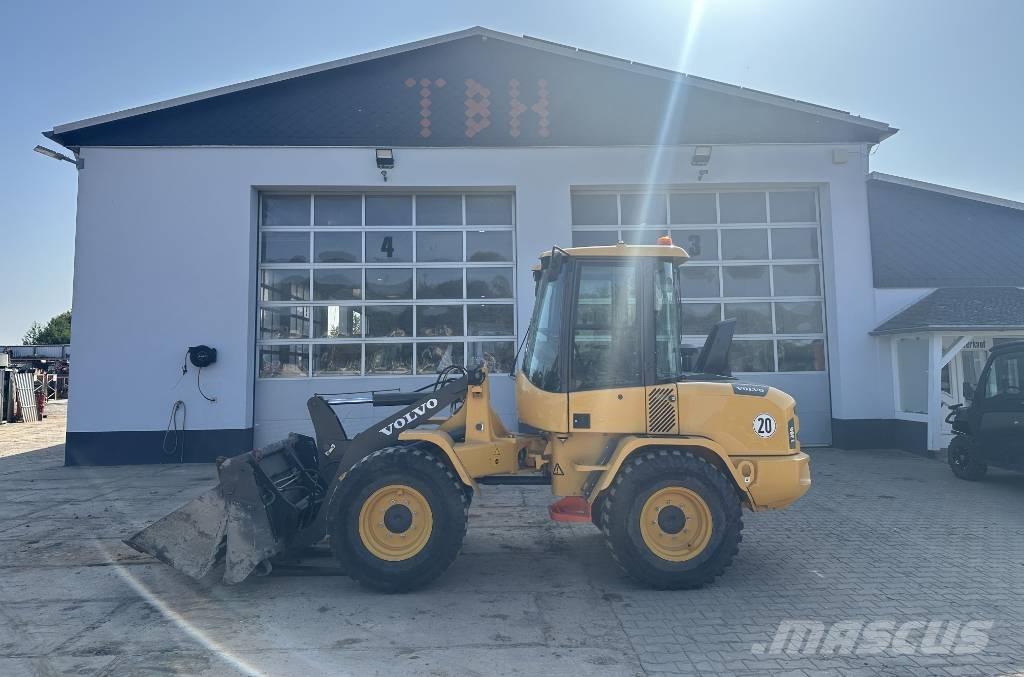 Volvo L 30 G Kolesové nakladače
