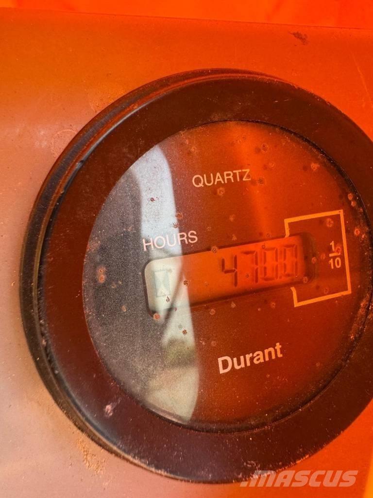 Brokk 40 Demolačné rýpadlá