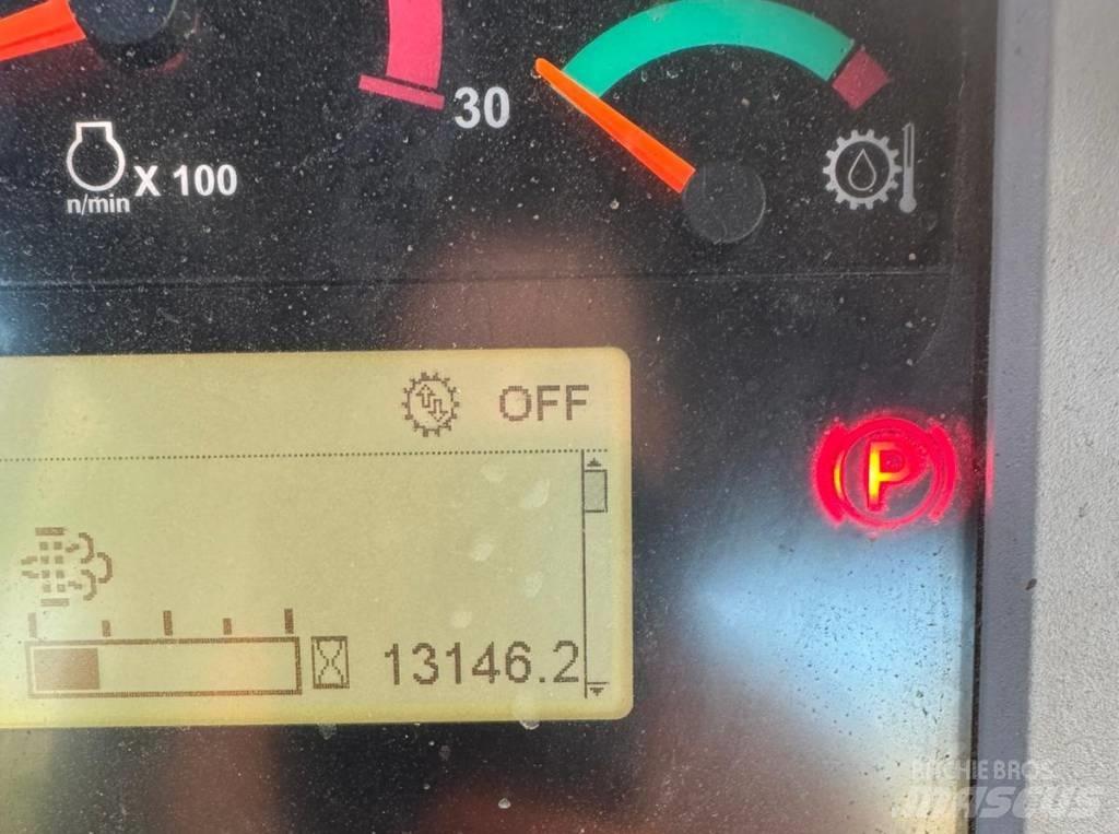 CAT D 6 T LGP Pásové dozéry