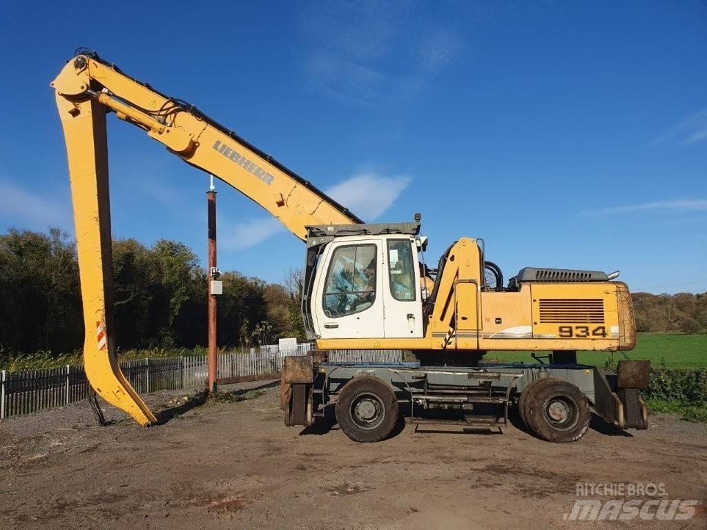 Liebherr A 934 C Stroje pre manipuláciu s odpadom