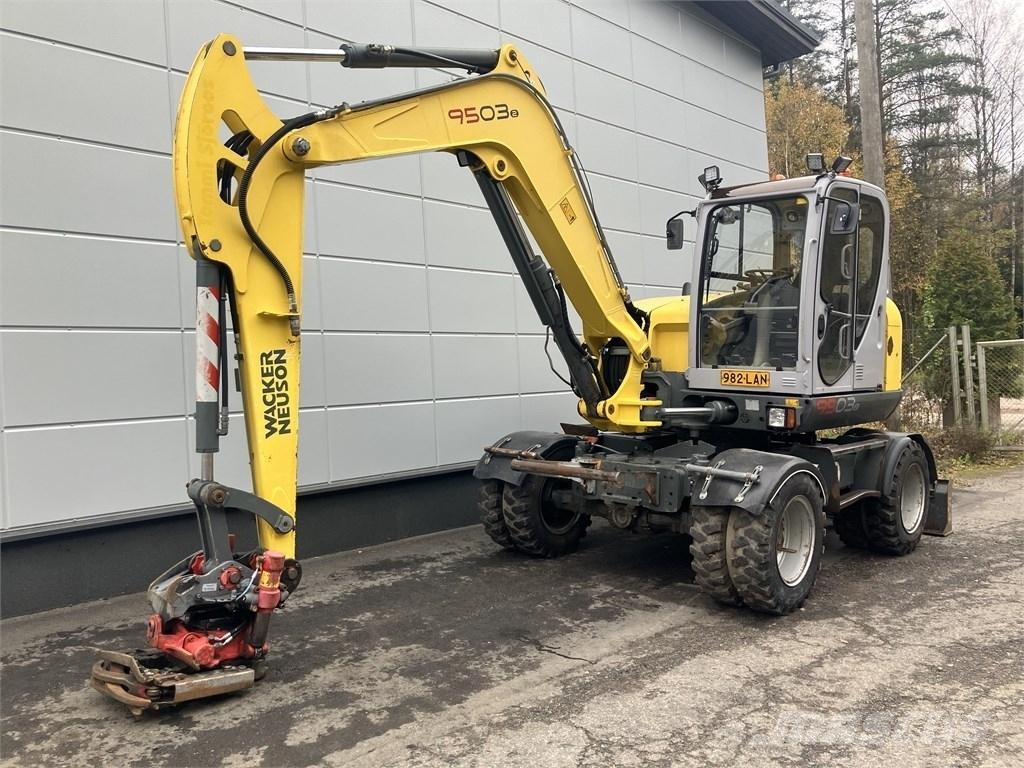 Wacker Neuson 9503 Kolesové rýpadlá