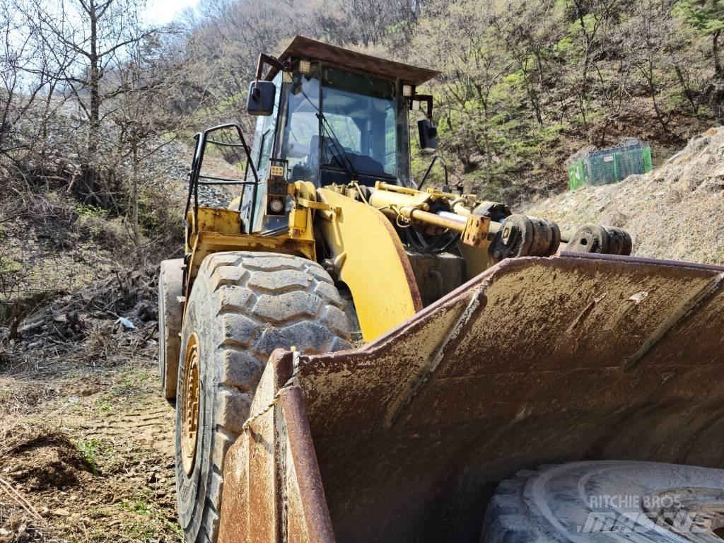 CAT 980 G Kolesové nakladače
