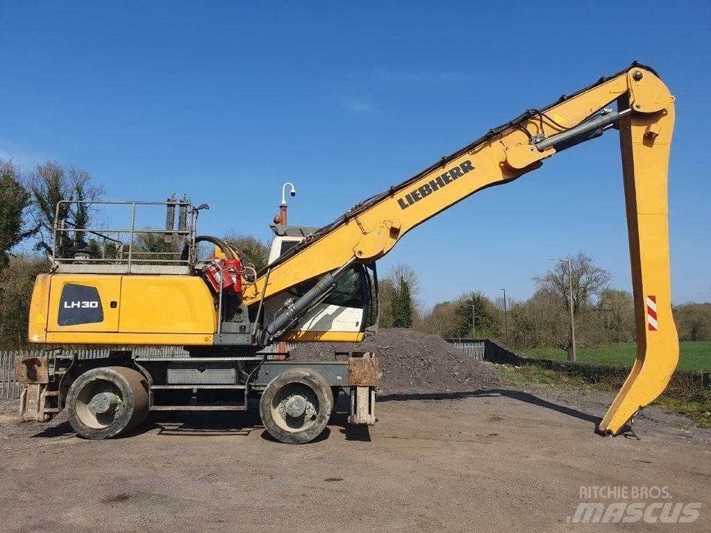 Liebherr LH 30 Stroje pre manipuláciu s odpadom