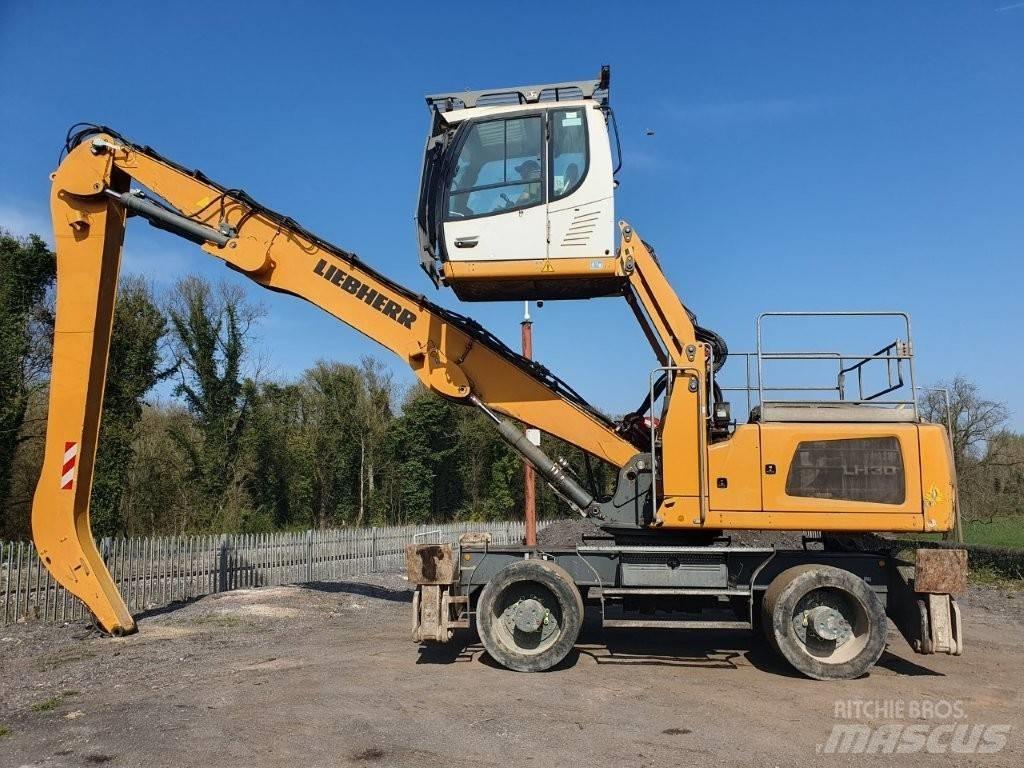 Liebherr LH 30 Stroje pre manipuláciu s odpadom
