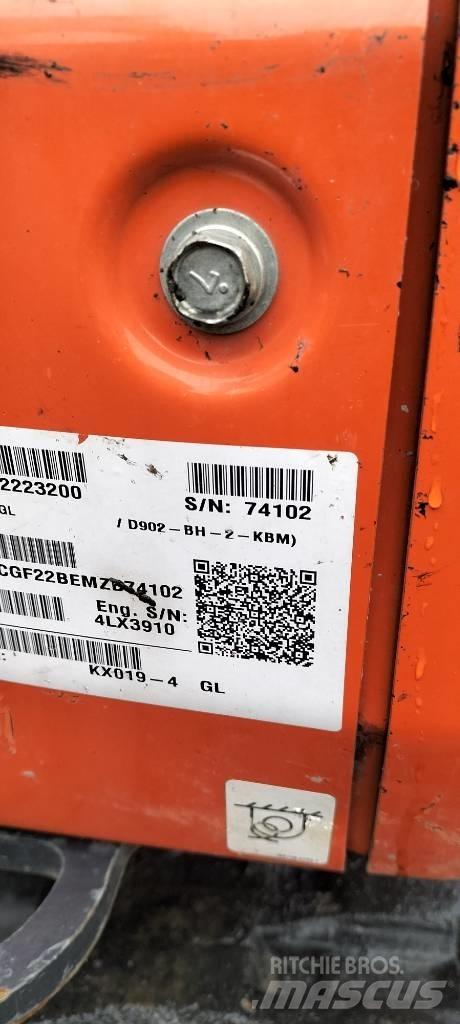Kubota KX 019-4 Mini rýpadlá < 7t