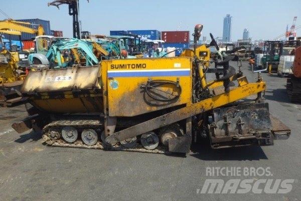 Sumitomo HA31C Finišéry