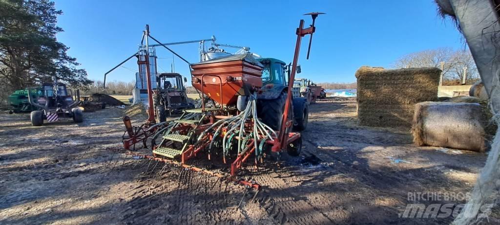 Kverneland Accord D Mechanické sejačky