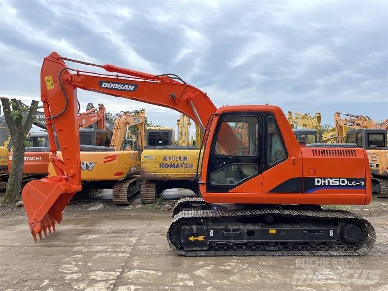 Doosan DH 150 Pásové rýpadlá