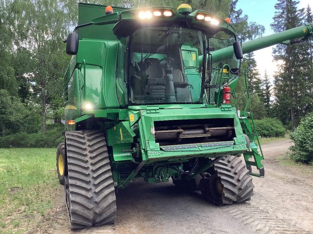 John Deere T 670 Kombinované zberacie stroje