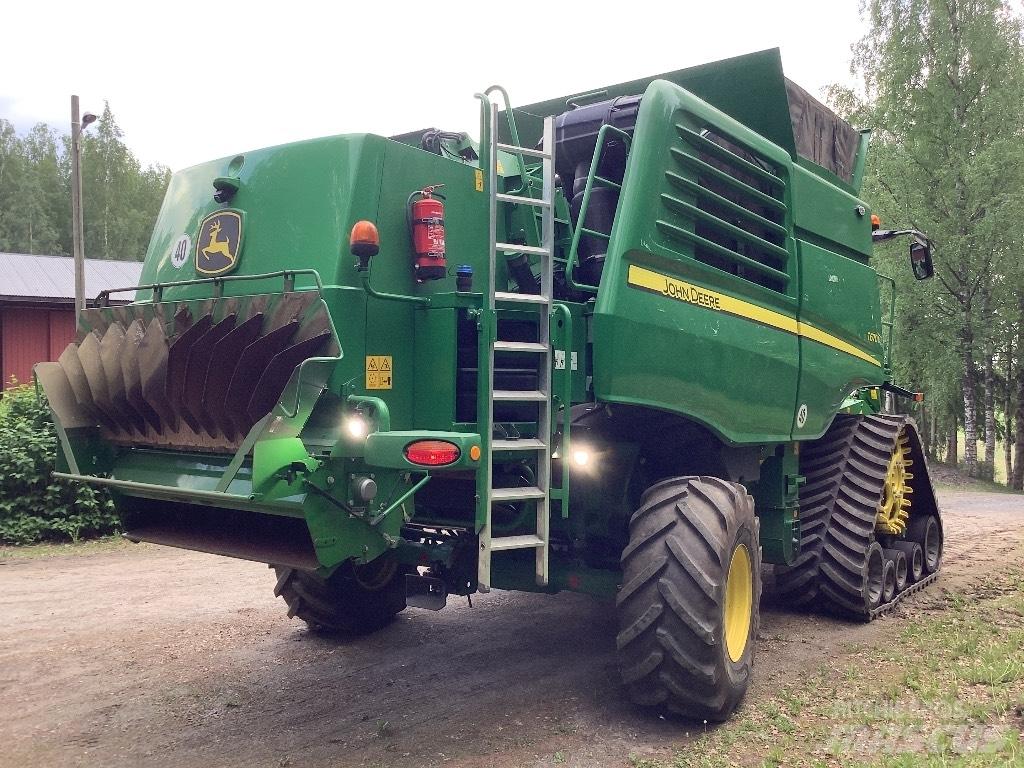 John Deere T 670 Kombinované zberacie stroje