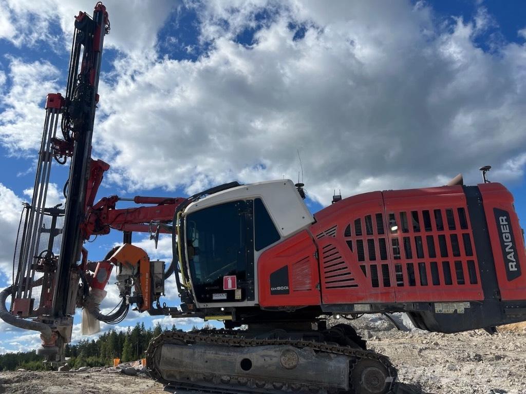 Sandvik DX 800i Povrchové vrtné súpravy