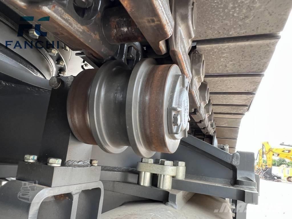 Doosan DX 530 LC-3 Pásové rýpadlá