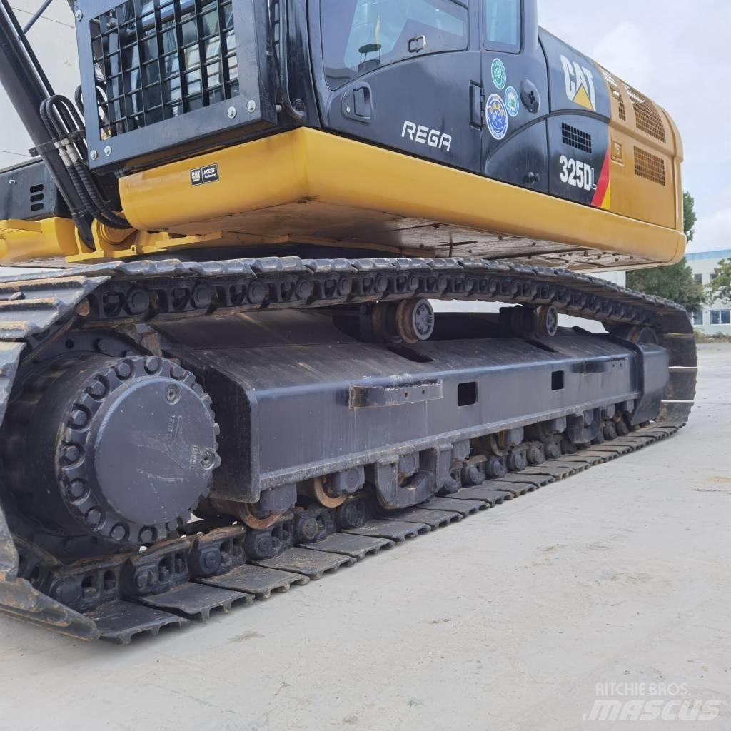 CAT 325D Pásové rýpadlá