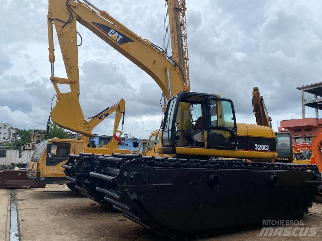 CAT 320 C Obojživelná rýpadlá