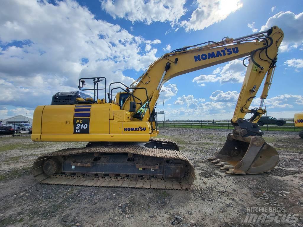 Komatsu PC210-11E0 Pásové rýpadlá