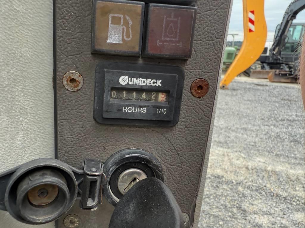 Neuson TD18 Pásové sklápače