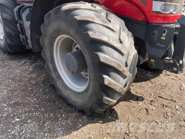 Massey Ferguson 7624 Traktory