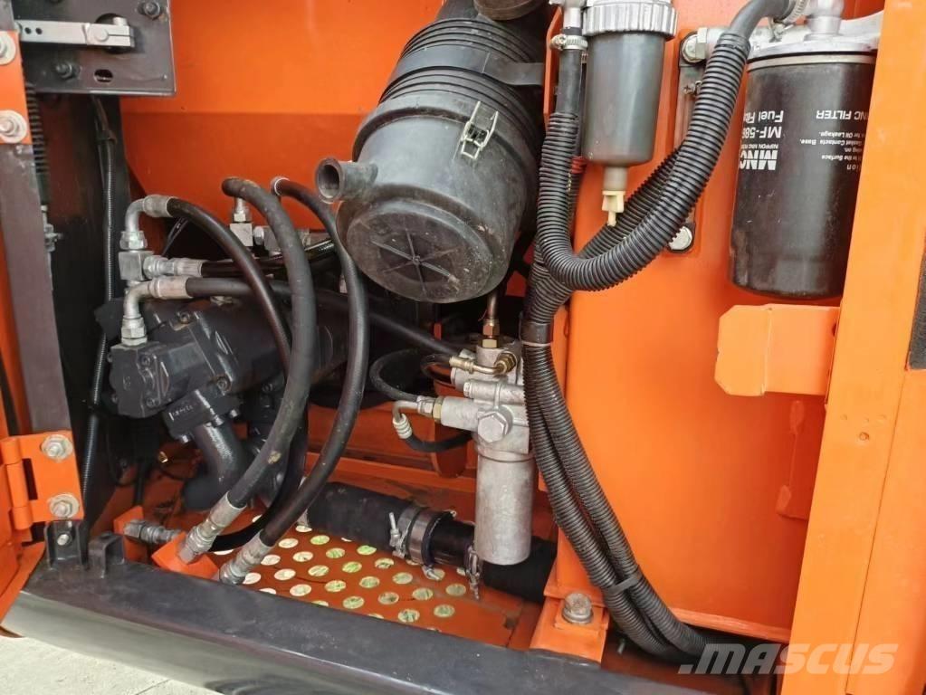 Hitachi ZX70 Mini rýpadlá < 7t