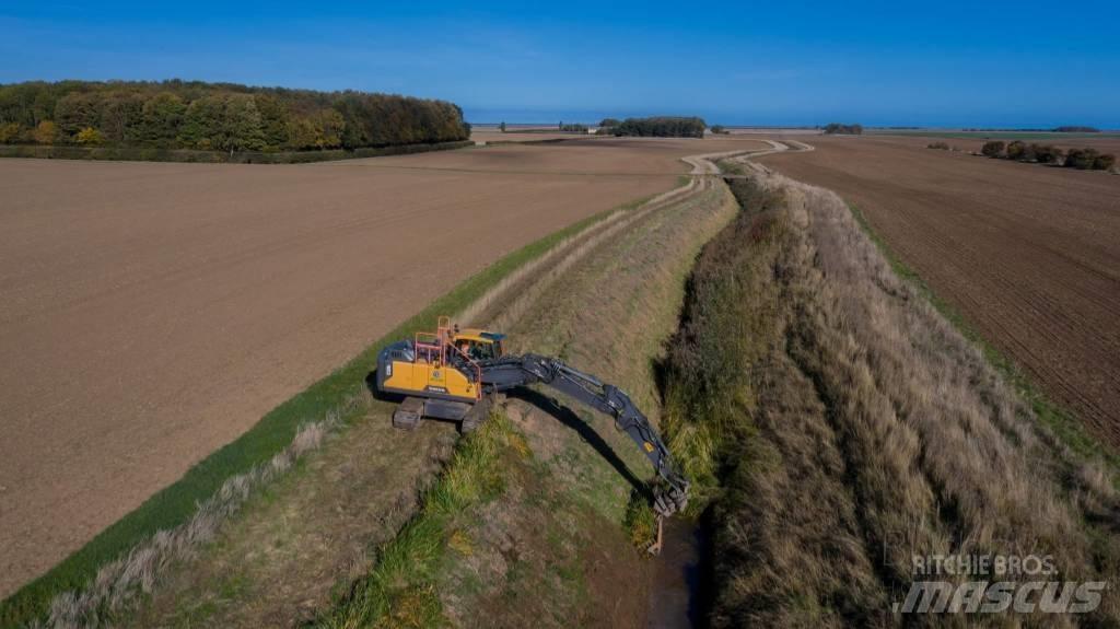 Volvo EC 220 EL Pásové rýpadlá