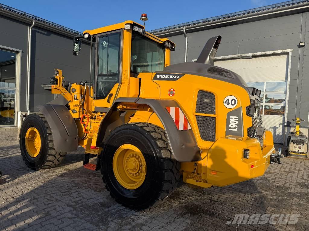Volvo L90H Long boom Kolesové nakladače