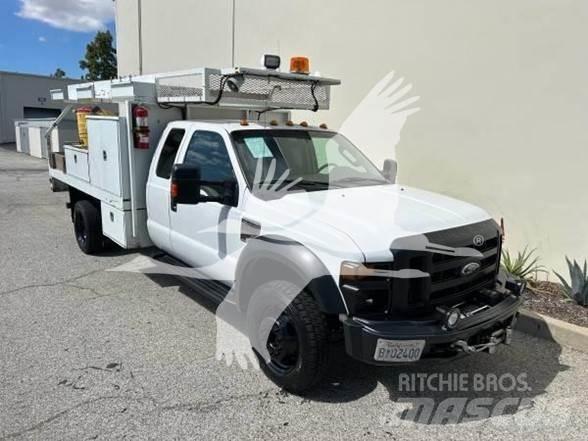Ford F550 SD Stavebníctvo - ostatné