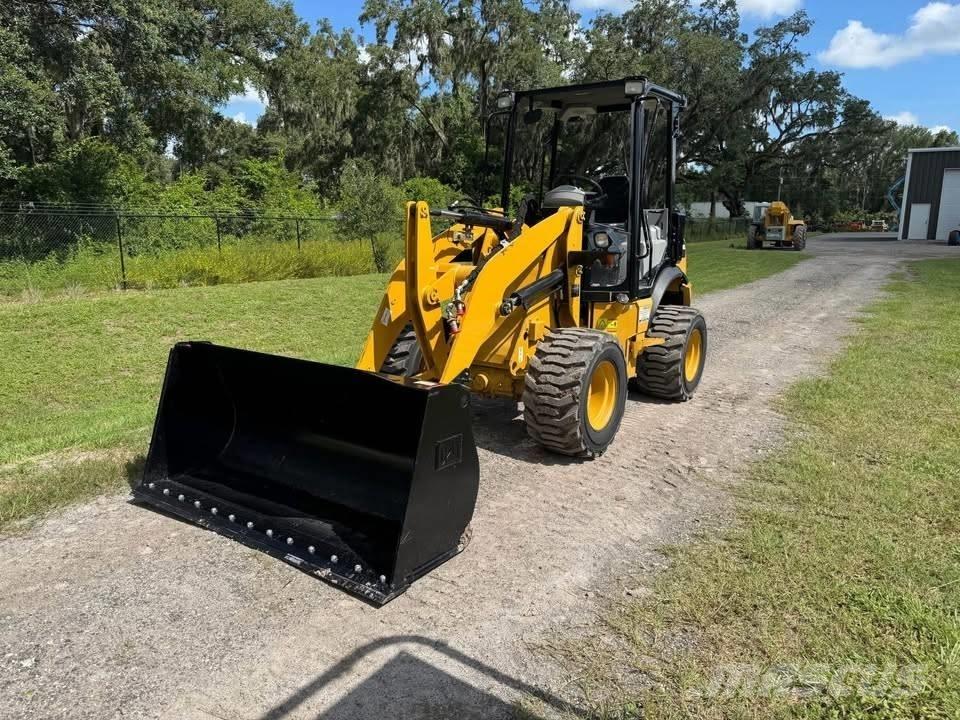CAT 903 C2 Kolesové nakladače