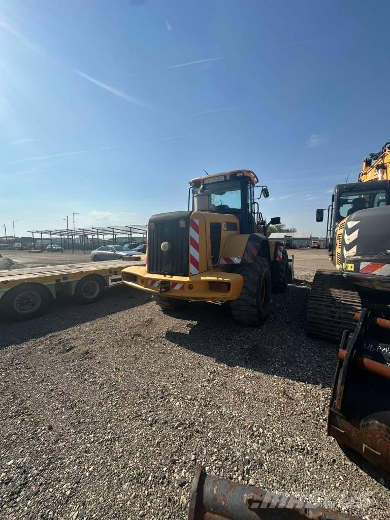 JCB 436 HT Kolesové nakladače