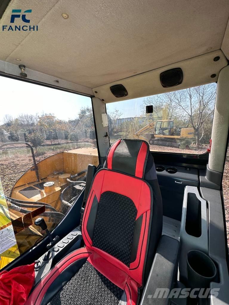 Komatsu PC 70-8 Pásové rýpadlá