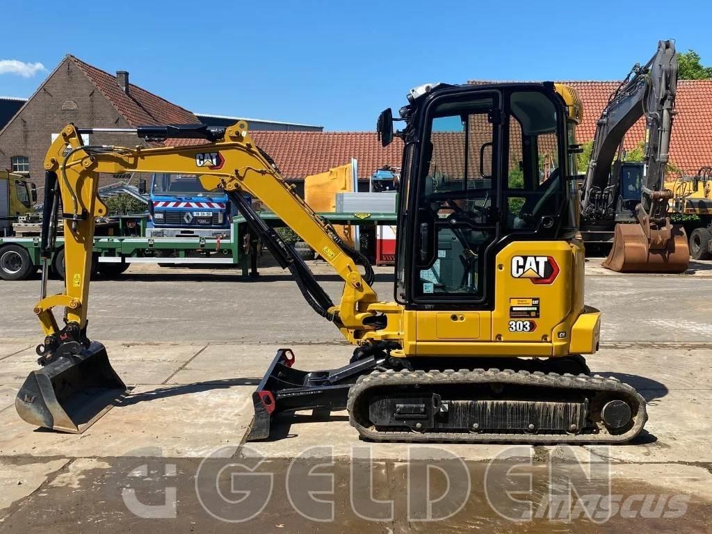 CAT 303 - 3 Buckets Mini rýpadlá < 7t