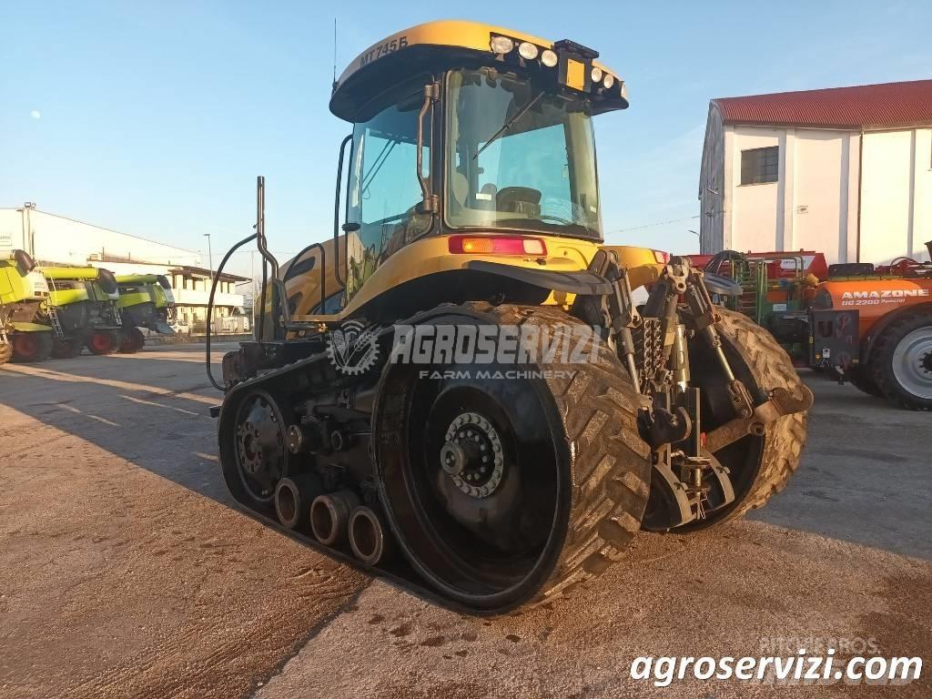 Challenger 745 B Traktory