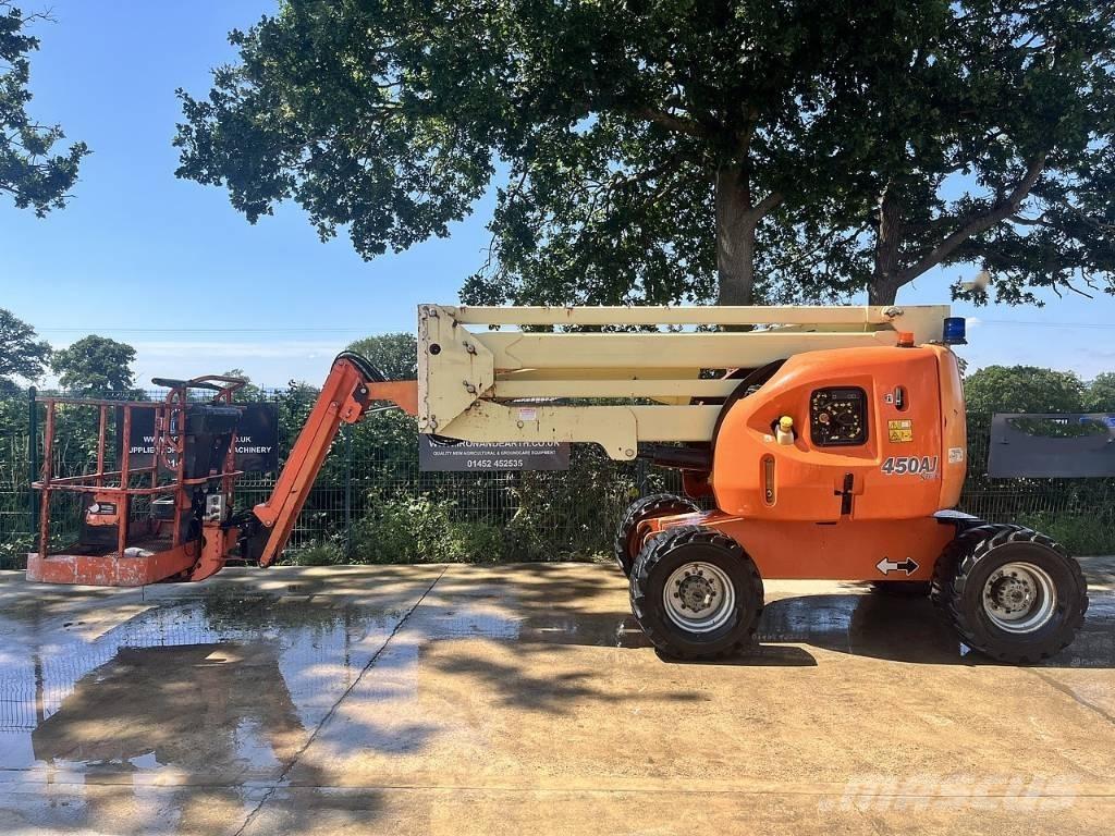 JLG 450 AJ II Kĺbové plošiny