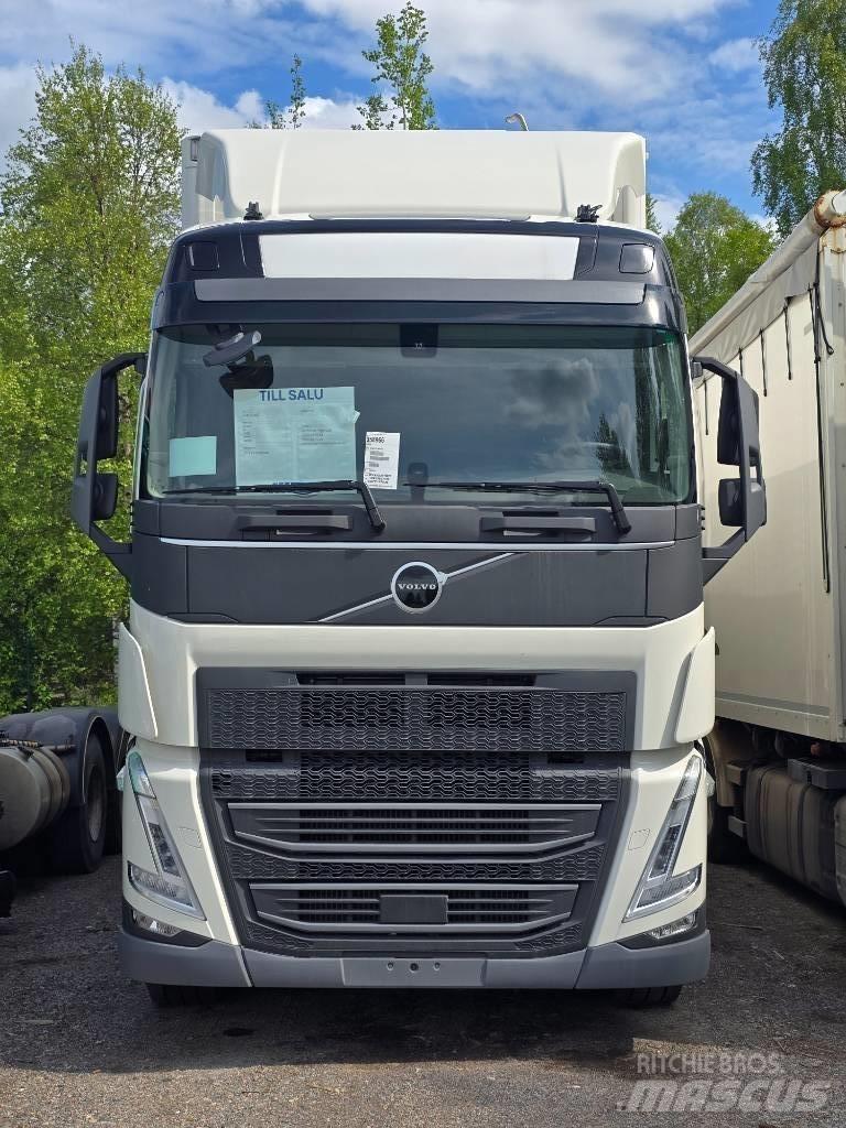 Volvo FH460 Skriňová nadstavba
