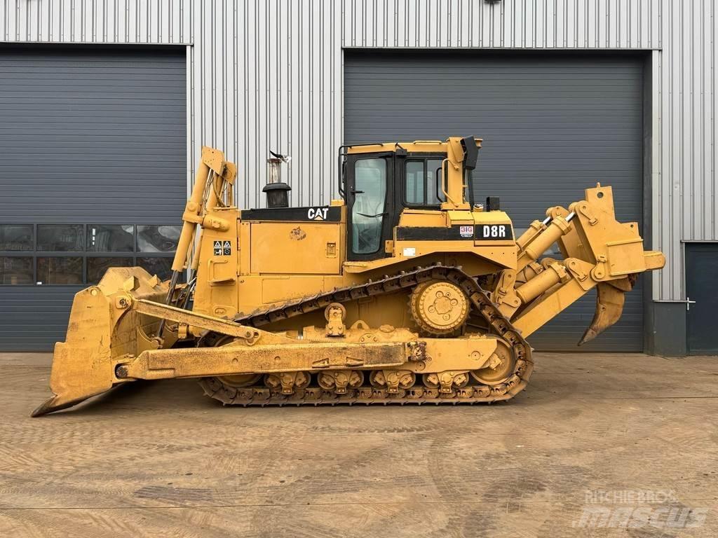 CAT D8R series II Pásové dozéry