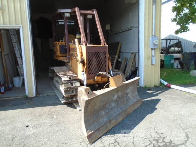 CASE 450 C Pásové nakladače