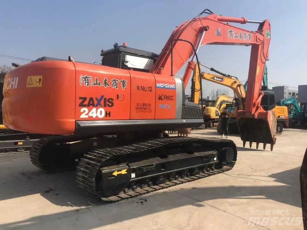 Hitachi 240-3 Pásové rýpadlá