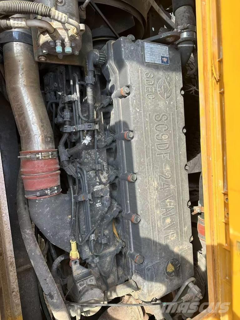 XCMG XCT25 Univerzálne terénne žeriavy