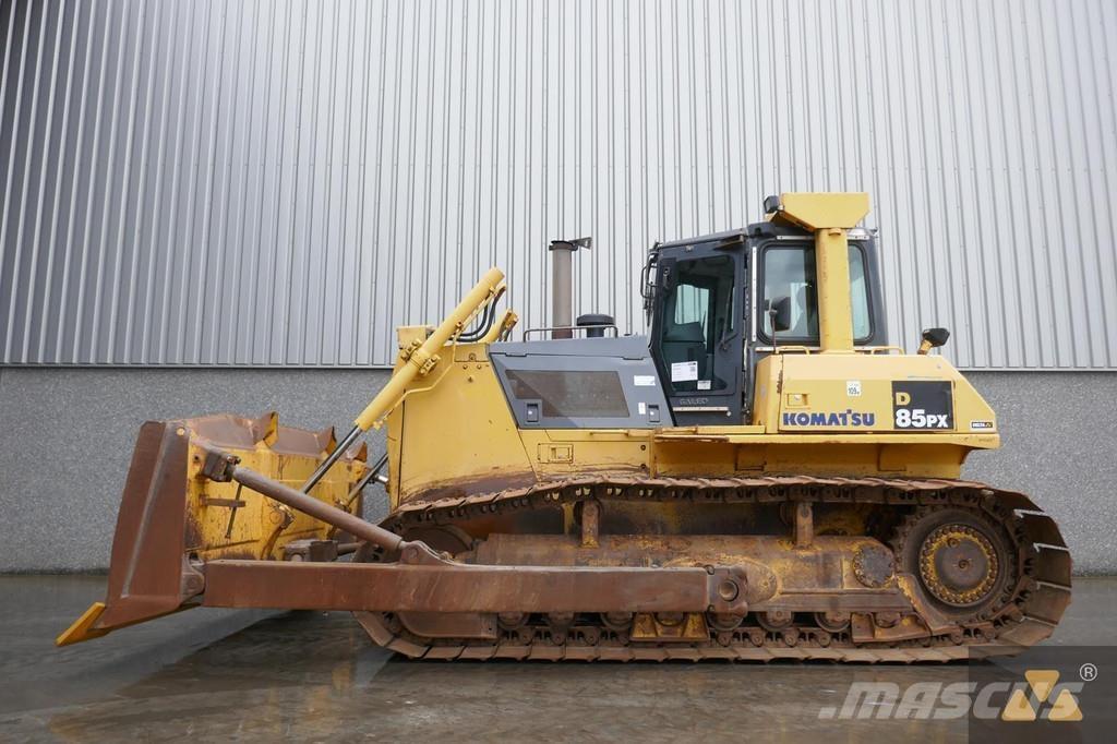 Komatsu D85PX-15 Pásové dozéry