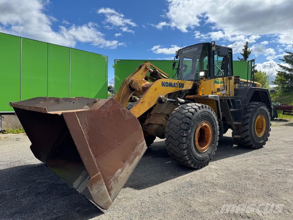 Komatsu WA 380 Kolesové nakladače