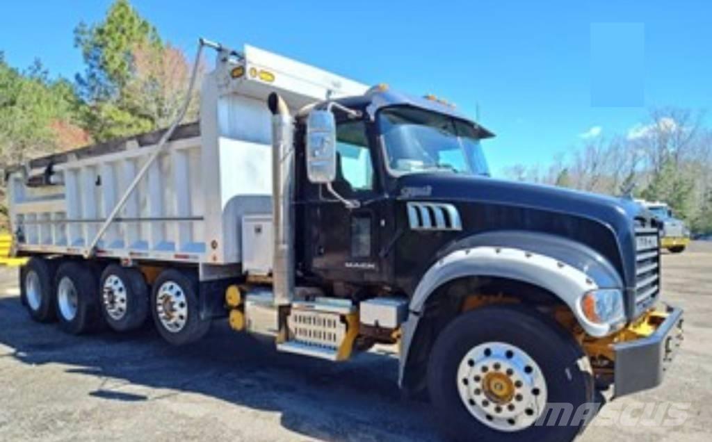 Mack GU 713 Sklápače